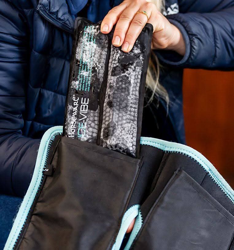 ICE-VIBE TENDON WRAPS WITH EXTRA COLD PACKS (4) Valued at $50