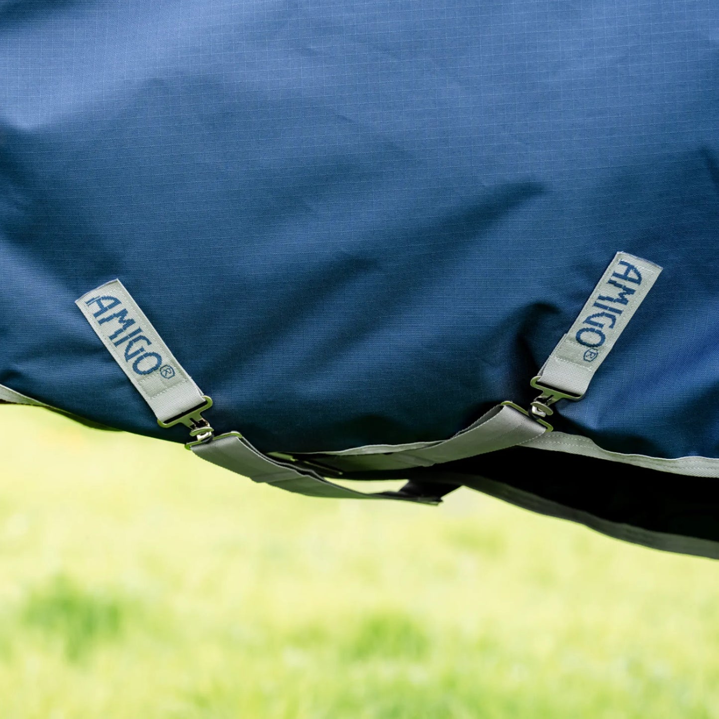 Amigo 1200D Plus Pony Turnout 250G With 150G Detachable Neck
