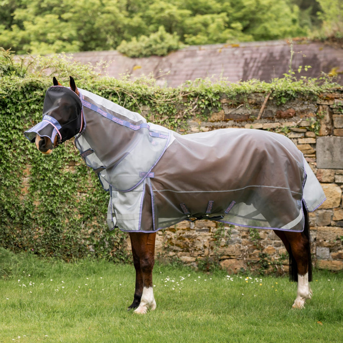 LE DEFENDER ANTI-INSECT RUG